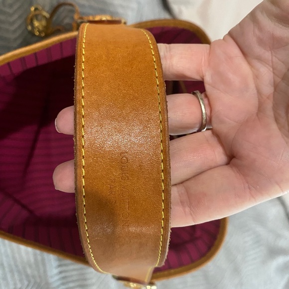 Authentic Louis Vuitton Delightful MM - Picture 11 of 16